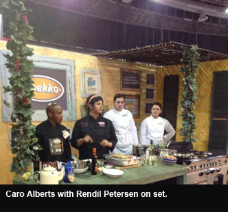 Caro Alberts with Rendil Petersen on set