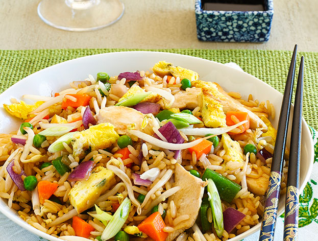 Chinese fried rice with chicken