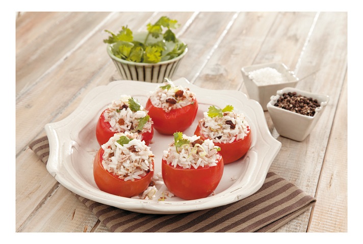 Baked Tomatoes Stuffed with Tuna and Rice