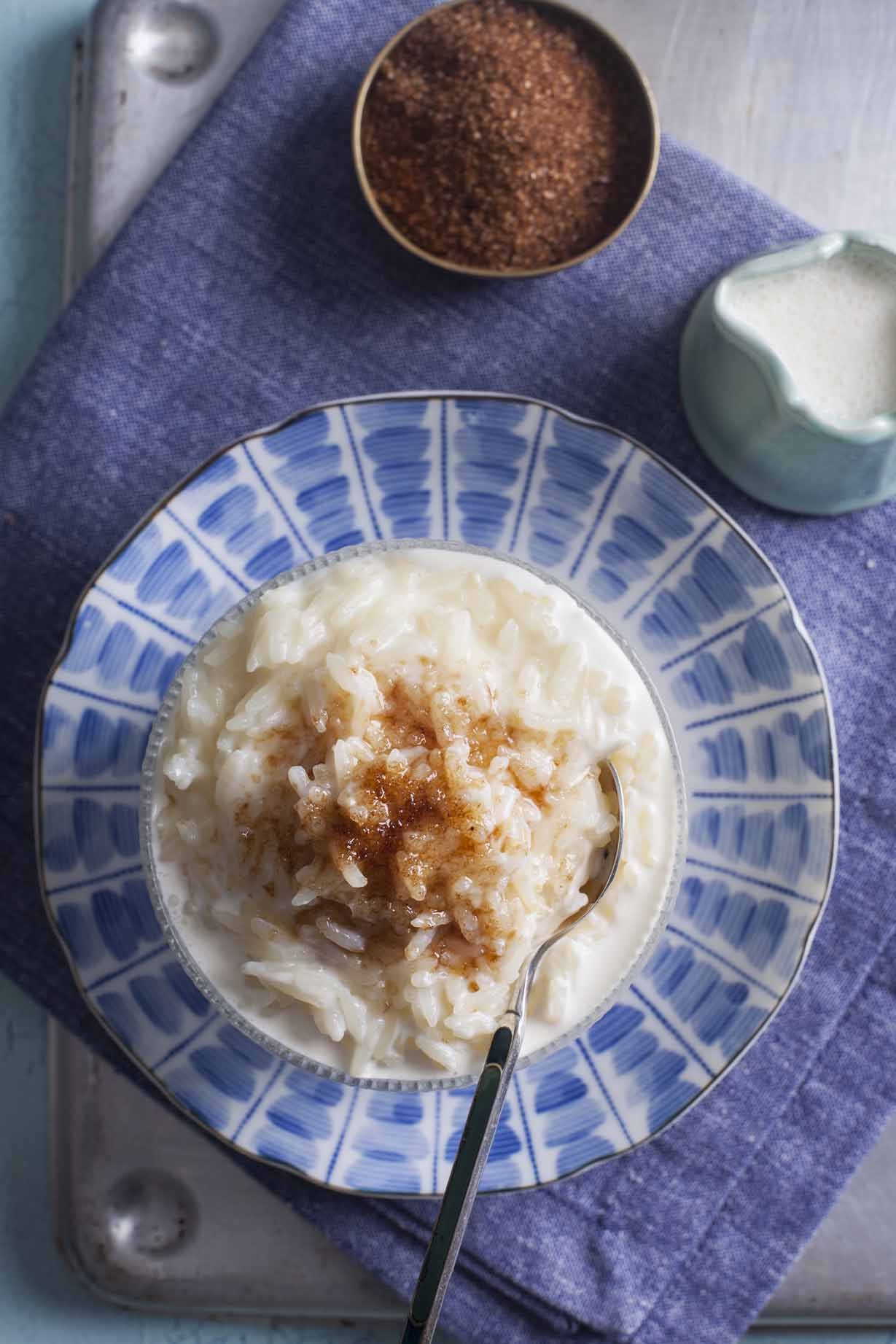 Creamy Rice Porridge with Milk and Sugar